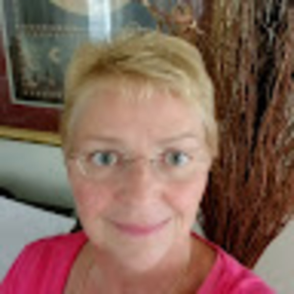 Meet your Posher, Nancy - Picture 1 of 1